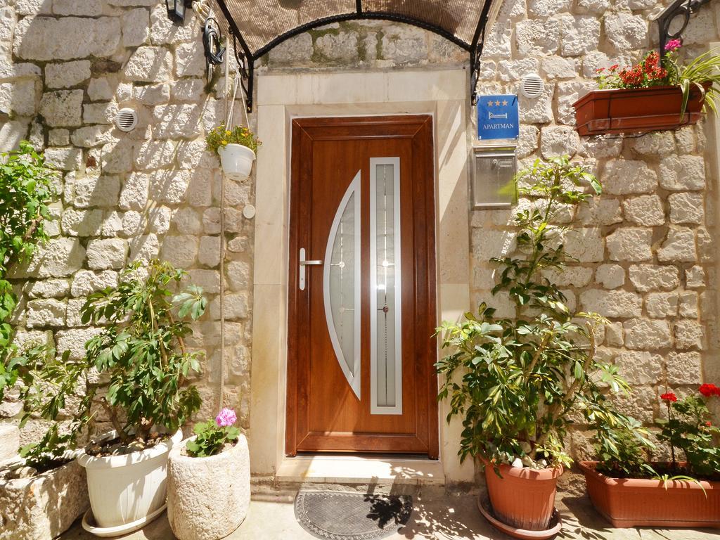 Apartment Nikolina Trogir Zewnętrze zdjęcie