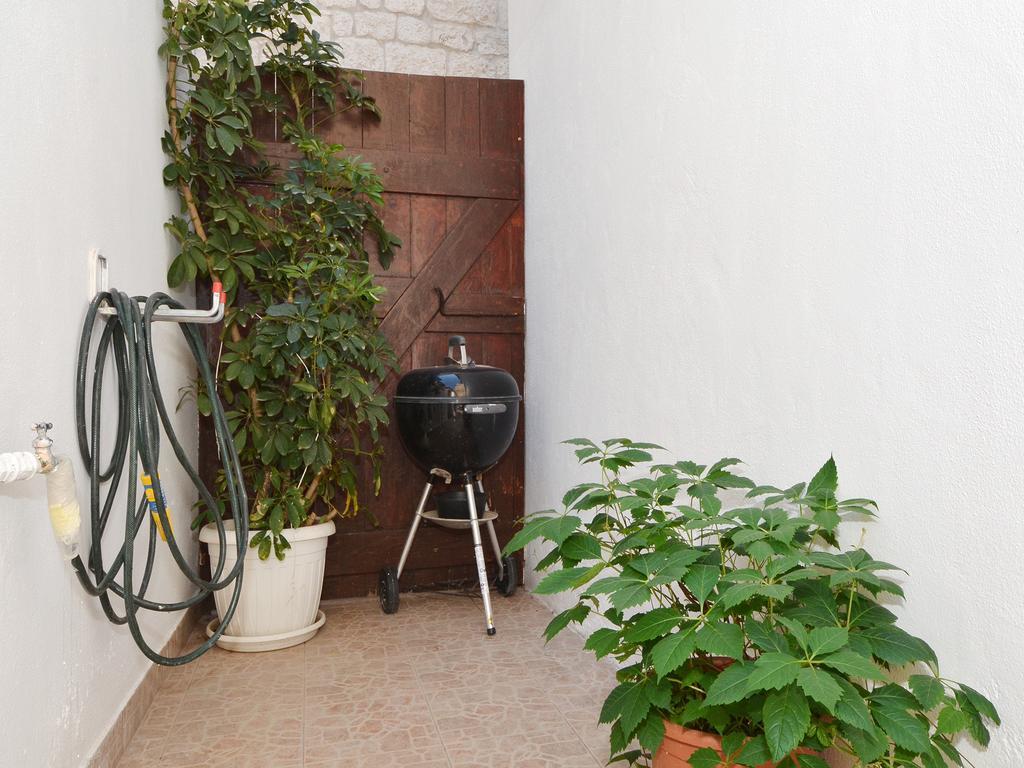 Apartment Nikolina Trogir Zewnętrze zdjęcie