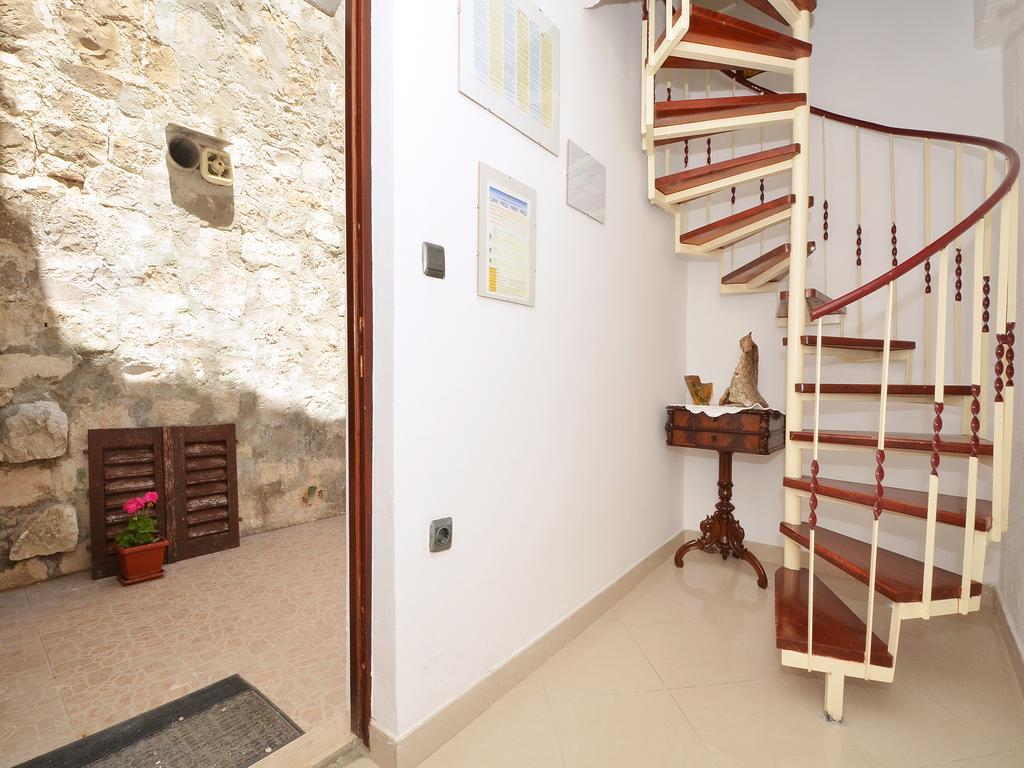 Apartment Nikolina Trogir Zewnętrze zdjęcie