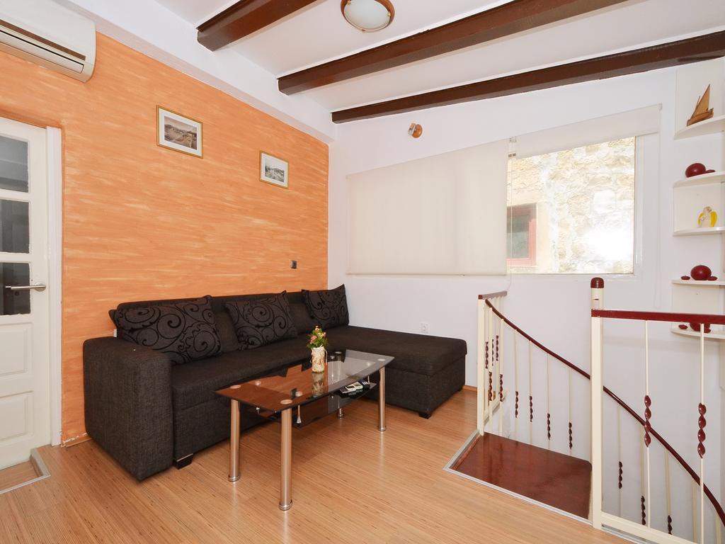 Apartment Nikolina Trogir Zewnętrze zdjęcie